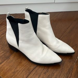 Marc Fisher LTD White Leather Chelsea Boots Size 8.5